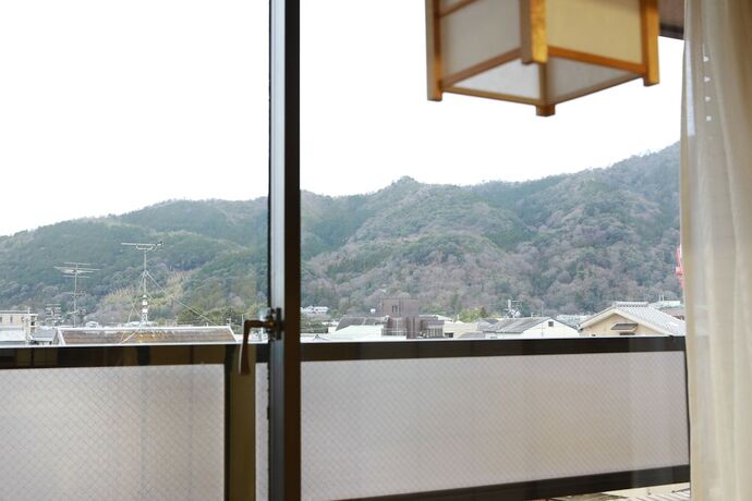 Imagen de la habitación del Hotel Binario Saga Arashiyama. Foto 23