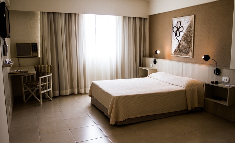 Imagen de la habitación del Hotel Binder Quality Inn. Foto 15