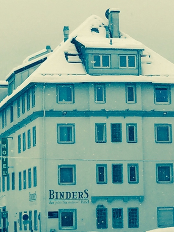 Imagen de los exteriores del Hotel Binders Budget City Mountain. Foto 13