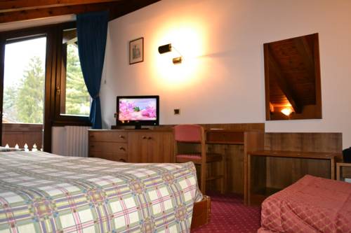 Imagen de la habitación del Hotel Binelli. Foto 15