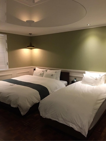 Imagen de la habitación del Hotel Bingo. Foto 7