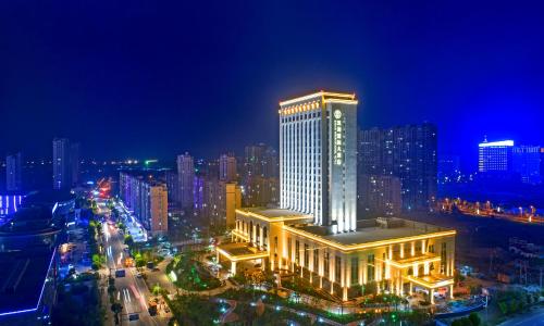 Imagen general del Hotel Binhai Jinling International Hotel. Foto 1