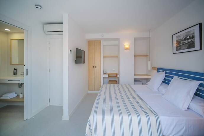 Imagen de la habitación del Hotel Bini. Foto 10