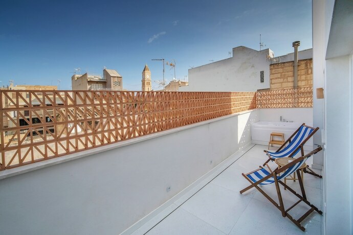 Imagen general del Hotel Bini. Foto 3