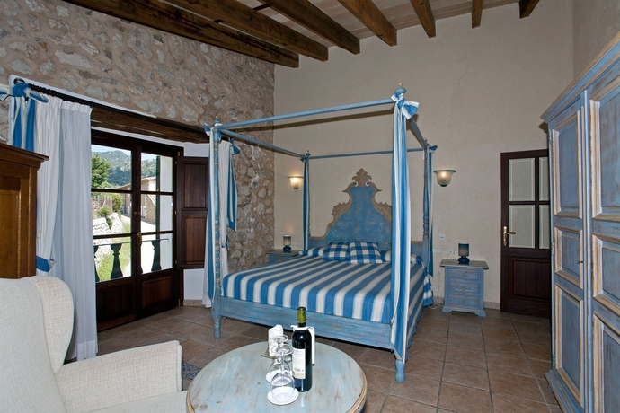 Imagen de la habitación del Hotel Binibona Parc Natural. Foto 7