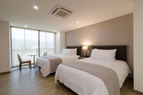 Imagen de la habitación del Hotel Binn. Foto 5