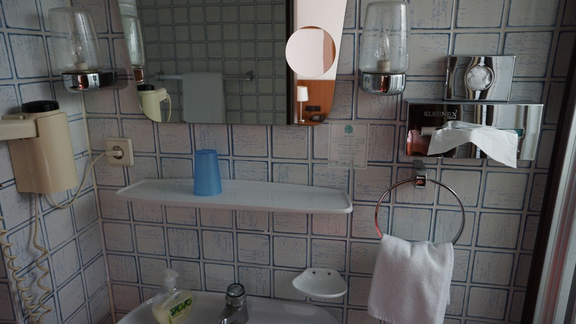 Imagen de la habitación del Hotel Binnewies City Hotel. Foto 7