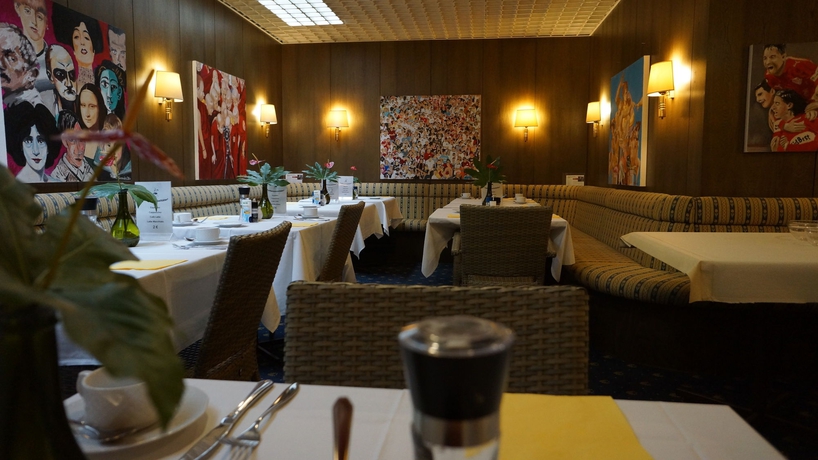 Imagen del bar/restaurante del Hotel Binnewies City Hotel. Foto 6