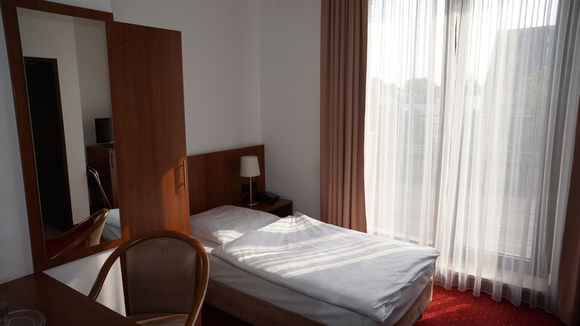 Imagen de la habitación del Hotel Binnewies City Hotel. Foto 8