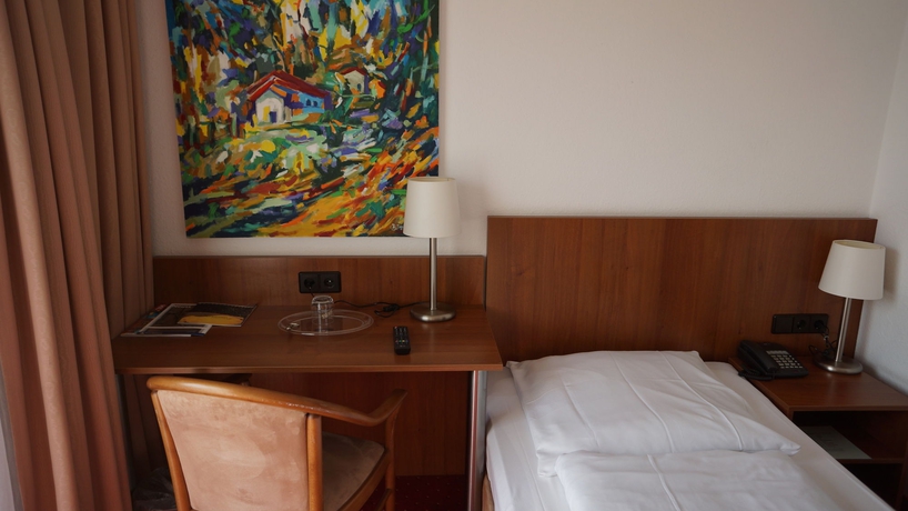 Imagen de la habitación del Hotel Binnewies City Hotel. Foto 10