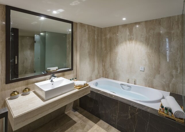 Imagen general del Hotel Binori. Foto 9