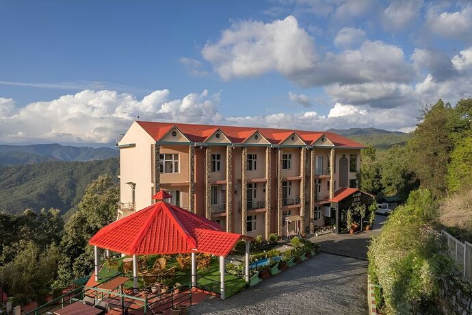 Imagen general del Hotel Binsar Eco Resort, Binsar - Uttarakhand. Foto 7