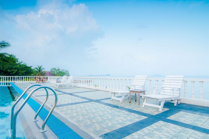 Imagen de los exteriores del Hotel Bintan Agro Beach Resort And Spa. Foto 11