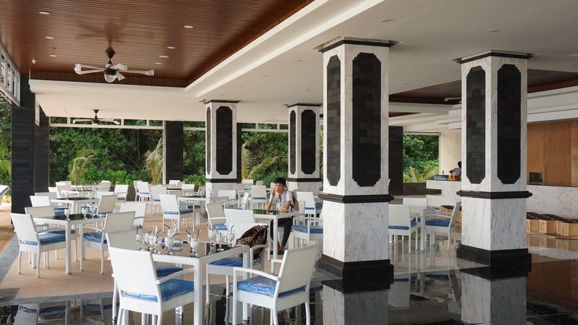 Imagen de los interiores del Hotel Bintan Pearl Beach Resort. Foto 10