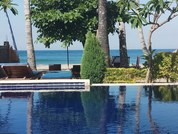 Imagen general del Hotel Bintang Beach Villas, Bunutan. Foto 7