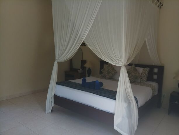 Imagen general del Hotel Bintang Beach Villas, Bunutan. Foto 10