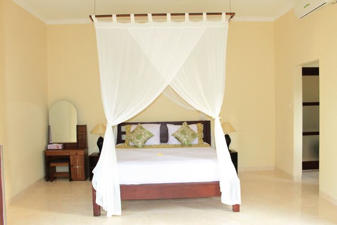 Imagen general del Hotel Bintang Beach Villas, Bunutan. Foto 13