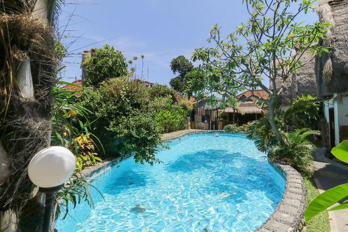 Imagen general del Hotel Bintang Bungalow. Foto 2
