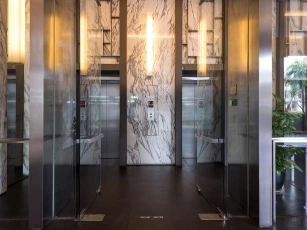 Imagen de los interiores del Hotel Bintang Fairlane Home. Foto 18