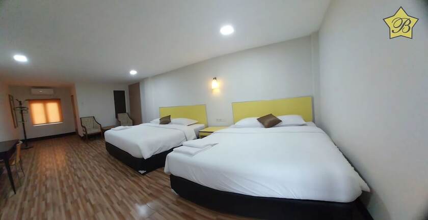 Imagen de la habitación del Hotel Bintang, Klandasan Ulu. Foto 11