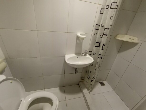 Imagen general del Hotel Bintang Property Aeropolis. Foto 18