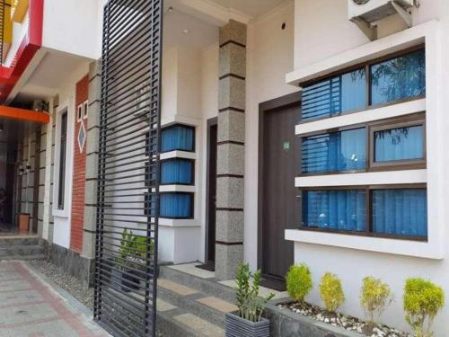 Imagen general del Hotel Bintang Redannte. Foto 13