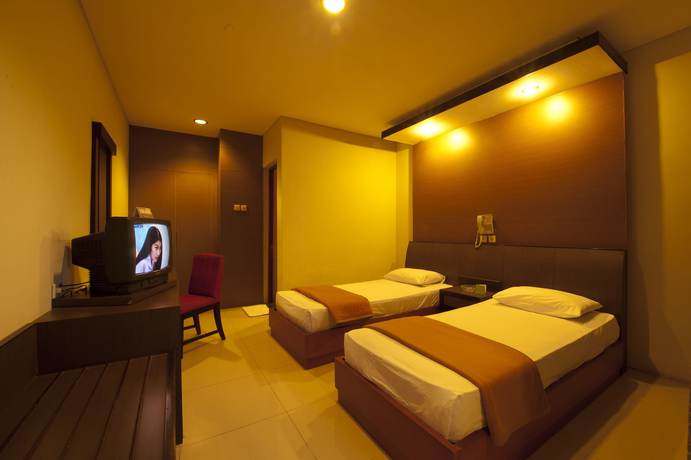 Imagen de la habitación del Hotel Bintang Tawangmangu. Foto 6