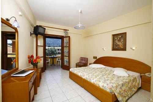 Imagen de la habitación del Hotel Bintzan Inn. Foto 3