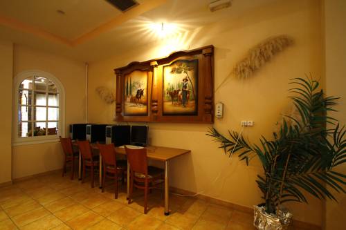 Imagen de la habitación del Hotel Bintzan Inn. Foto 5
