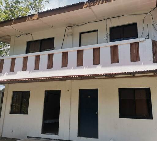 Imagen general del Hotel Binubusan Beach and Resort. Foto 7