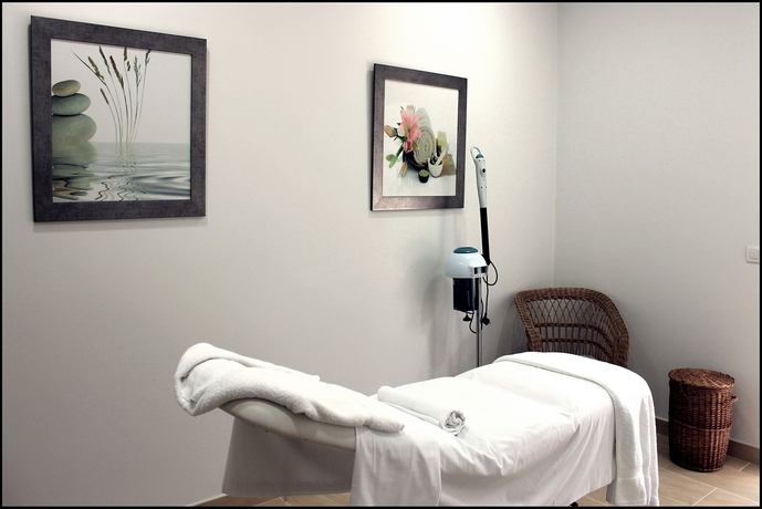 Imagen de los interiores del Hotel Bio - Quinta Da Serra. Foto 12