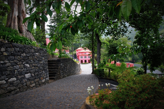 Imagen de los exteriores del Hotel Bio - Quinta Da Serra. Foto 8