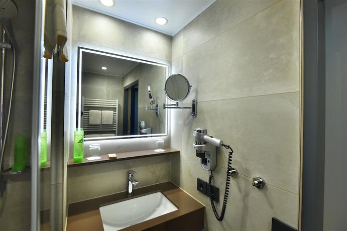 Imagen de la habitación del Hotel Bio-Seehotel Zeulenroda. Foto 9