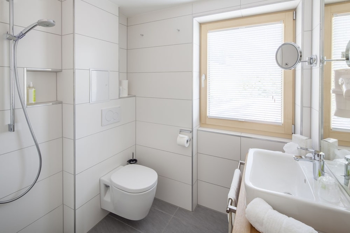 Imagen de la habitación del Hotel Bio-berghotel Ifenblick. Foto 16