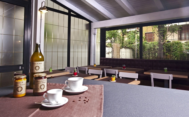 Imagen del bar/restaurante del Hotel Biocity. Foto 3