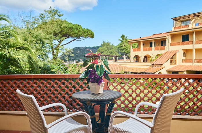 Imagen de la habitación del Hotel Biodola. Foto 9