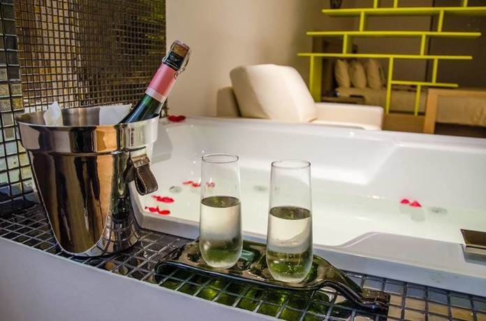 Imagen de la habitación del Hotel Biohotel Organic Suites. Foto 7