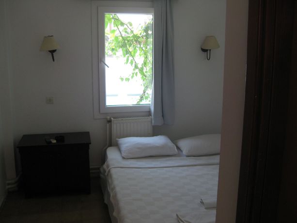 Imagen de la habitación del Hotel Bircan. Foto 8