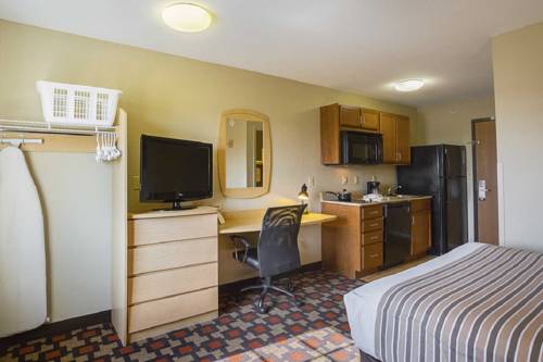 Imagen de la habitación del Hotel Birch Hill Suites Clarksville-Louisville North. Foto 9