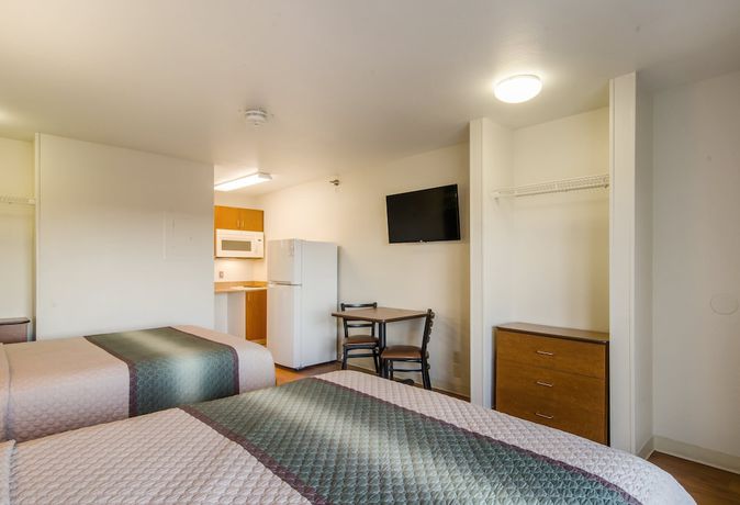 Imagen de la habitación del Hotel Birch Hill Suites Sulphur. Foto 3