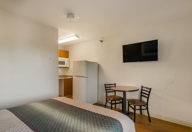 Imagen de la habitación del Hotel Birch Hill Suites Sulphur. Foto 12