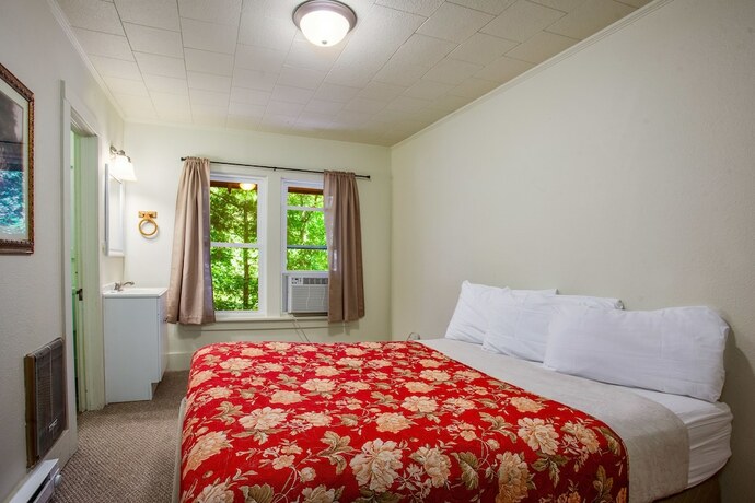 Imagen general del Hotel Birchcliff Resort. Foto 1