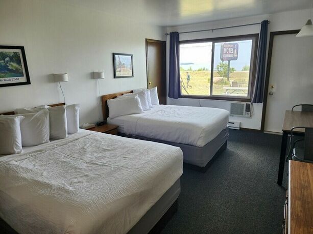 Imagen de la habitación del Hotel Birchmont Motel. Foto 18