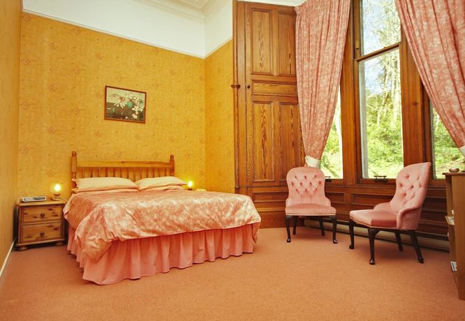 Imagen de la habitación del Hotel Birchwood. Foto 7