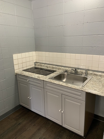 Imagen de la habitación del Hotel Birchwood Suites. Foto 14