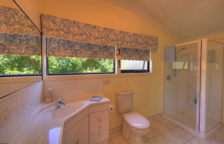 Imagen de la habitación del Hotel Birchwood on the River. Foto 17