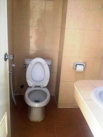 Imagen de la habitación del Hotel Bird, Bang Saen. Foto 3