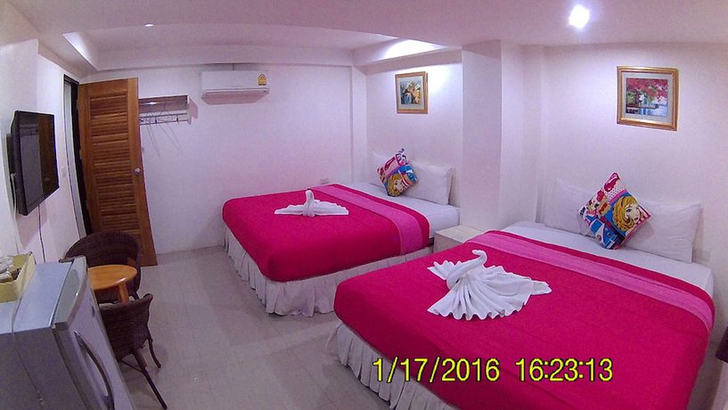 Imagen de la habitación del Hotel Bird, Bang Saen. Foto 8