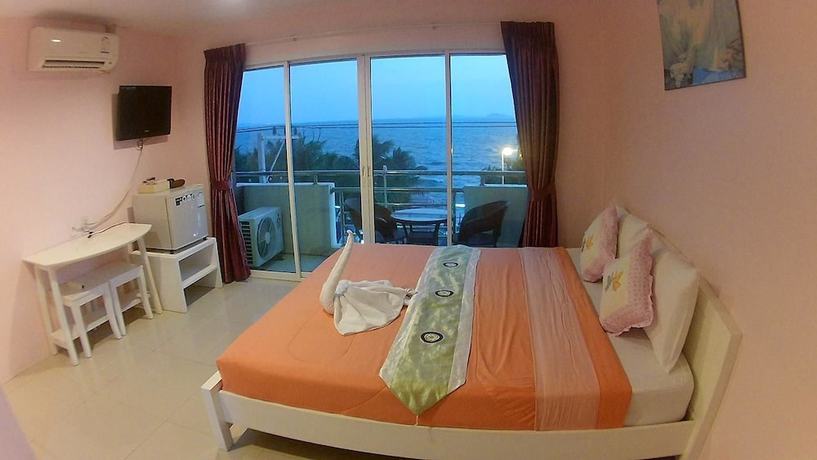 Imagen de la habitación del Hotel Bird, Bang Saen. Foto 10