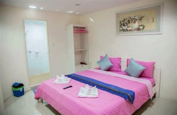 Imagen de la habitación del Hotel Bird, Bang Saen. Foto 12